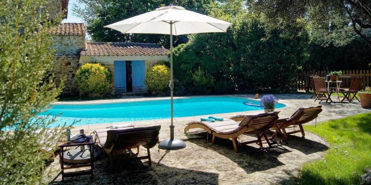Mas Du Clos De L'Escarrat Jonquieres  ภายนอก รูปภาพ