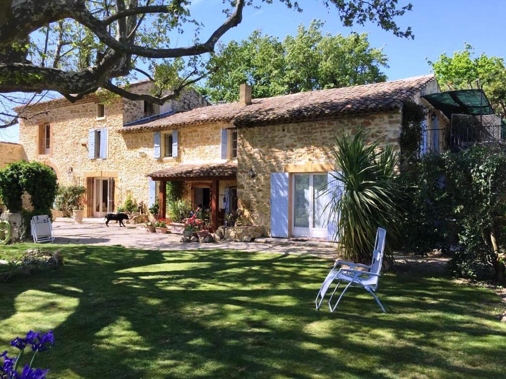 Mas Du Clos De L'Escarrat Jonquieres  ภายนอก รูปภาพ